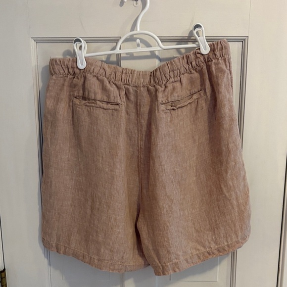 Tahari linen drawstring Brown Women's Shorts xl like new - Picture 4 of 4